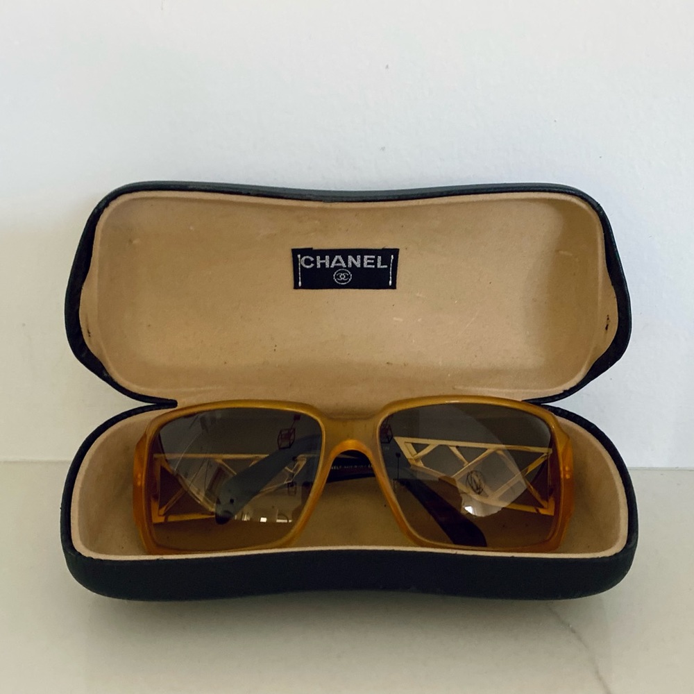 🌟😎CHANEL Goldenrod Acetate Frame And Swarovski Crystal Sunglasses 5074-B😎🌟